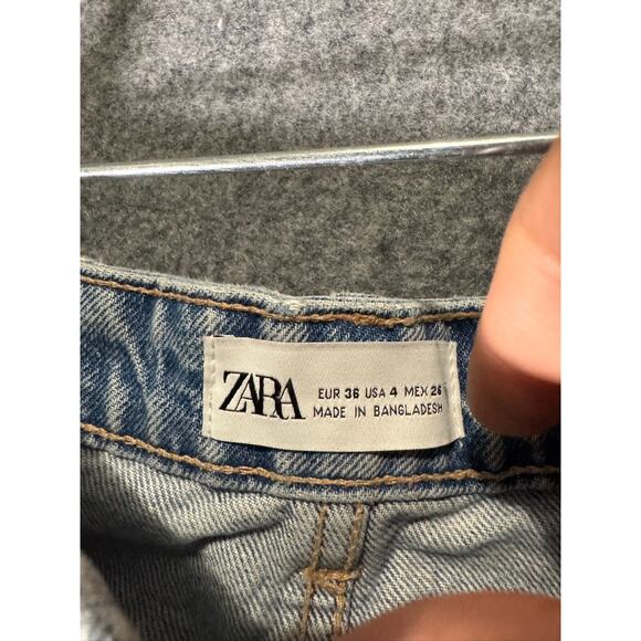 Zara Shorts Women 4‎ Blue Distressed Denim Cut Off Acid Wash Mini Festival - Picture 2 of 6